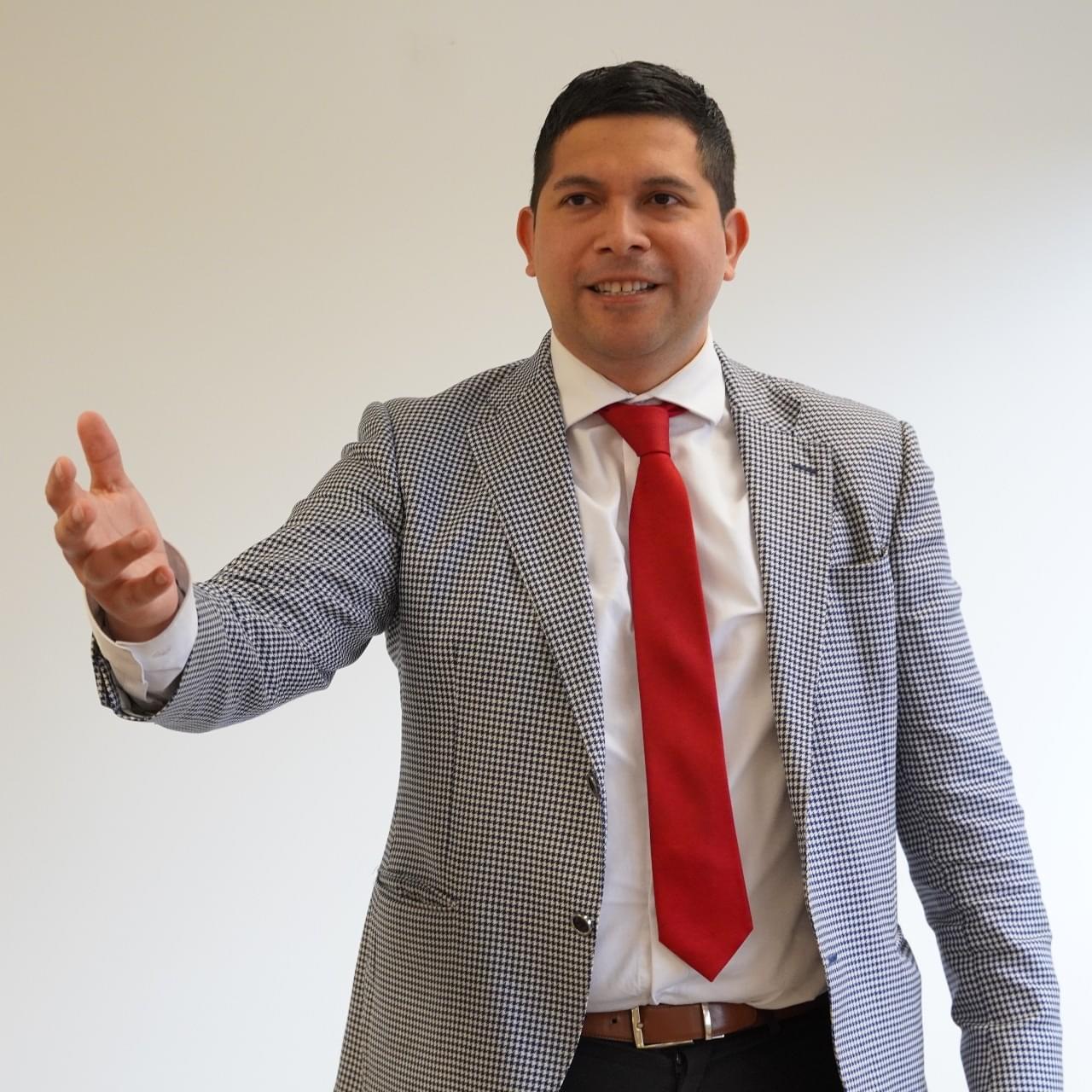 Adriano  Tori